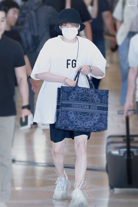 suga dior bag|A closer look at BTS Suga’s luxury bag collection.